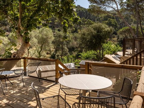HÉBERGEMENT INSOLITE 4 personnes - Tipi Experience Lodge Séjour en Demi-pension