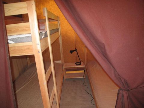 Tente en toile et en bois 6 personnes - Tente Safari Cabanon
