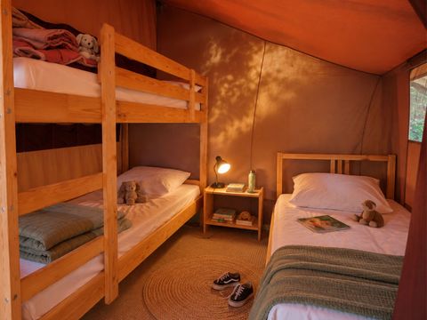 Tente en toile et en bois 6 personnes - Tente Safari Cabanon