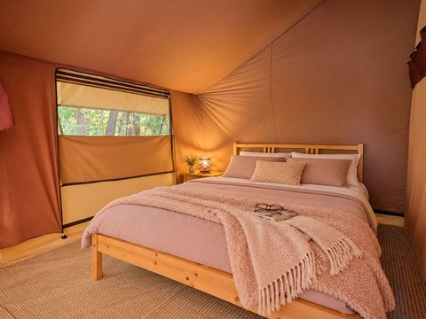 Tente en toile et en bois 6 personnes - Tente Safari Cabanon