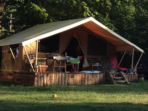 Tente en toile et en bois 6 personnes - Tente Safari Cabanon
