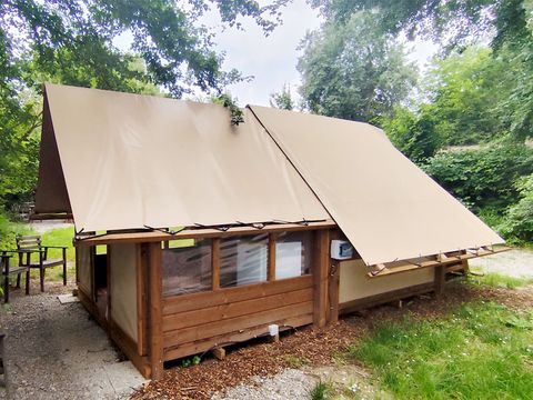 Tente en toile et en bois 2 personnes - Tente Glamping Drome