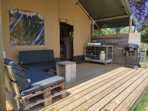 TENTE TOILE ET BOIS 5 personnes - Greenlodge avec sanitaire privé