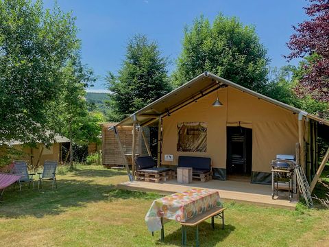 TENTE TOILE ET BOIS 5 personnes - Greenlodge avec sanitaire privé