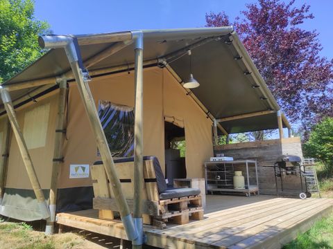 TENTE TOILE ET BOIS 5 personnes - Greenlodge avec sanitaire privé