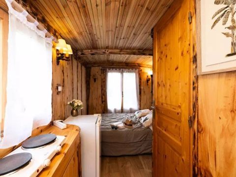 Insolite 2 personnes - Roulotte Baudelaire 1 Pièce 2 Personnes