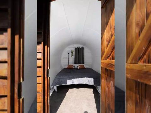 HÉBERGEMENT INSOLITE 2 personnes - Roulotte Van Beethoven 1 Pièce 2 Personnes Sans Sanitaire