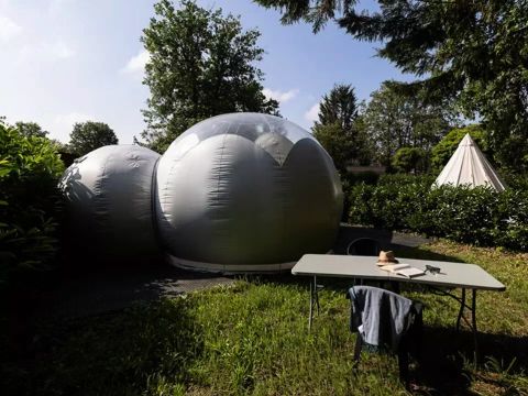 HÉBERGEMENT INSOLITE 2 personnes - Bulle Fleur du jour 1 pièce 2 personnes Sans Sanitaire