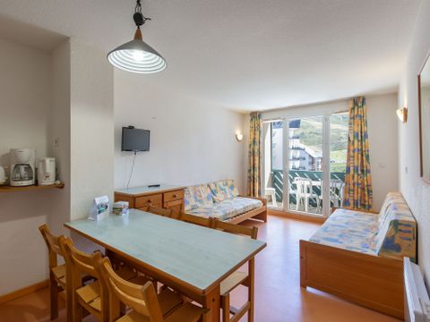 APPARTEMENT 6 personnes - 2 pièces 6 personnes APPARTEMENT 6 personnes - 2 pièces 6 personnes