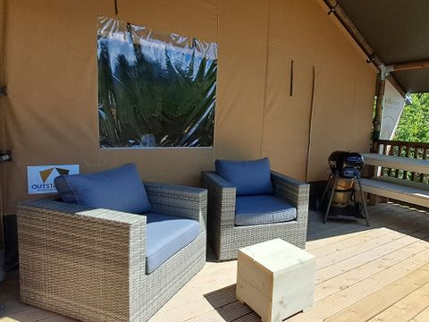 Tente en toile et en bois 6 personnes - Tente Lodge Prestige Plus - 2 chambres - 1 salle de bain - 35m²