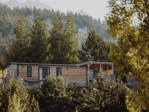 Mobilhome 4 personnes - Sunêlia Luxe - 2 chambres - 1 salle de bain - 31.6m²