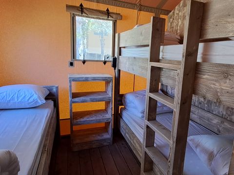 TENTE TOILE ET BOIS 5 personnes - Tente Wood Prestige Plus 5pers 2ch 1SDB 38m²