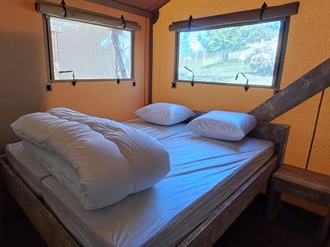 TENTE TOILE ET BOIS 5 personnes - Tente Wood Prestige Plus 5pers 2ch 1SDB 38m²