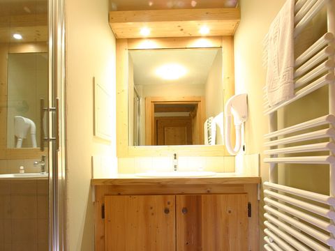 APPARTEMENT 8 personnes - 4 pièces cabine 8 personnes