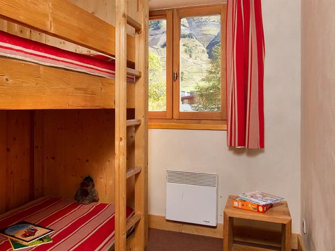 APPARTEMENT 6 personnes - 4 pièces 6 personnes APPARTEMENT 6 personnes - 4 pièces 6 personnes