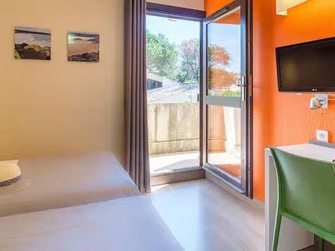 CHAMBRE 4 personnes - Essentiel Chambre 4 personnes