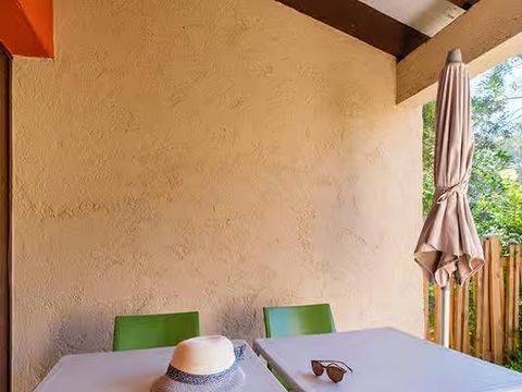 APPARTEMENT 4 personnes - Essentiel Apt Chambre 4 personnes Terrasse (*)