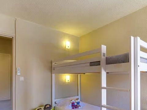 BUNGALOW 6 personnes - Essentiel Bung Chambre 5 Adultes + 1 Enfant Terrasse