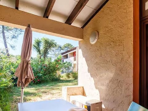 BUNGALOW 5 personnes - Essentiel Bung Chambre 5 personnes Terrrasse