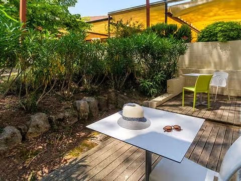 CHAMBRE 2 personnes - Essentiel Chambre 2 personnes Terrasse