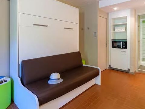 STUDIO 2 personnes - Essentiel Studio 2 personnes (*)