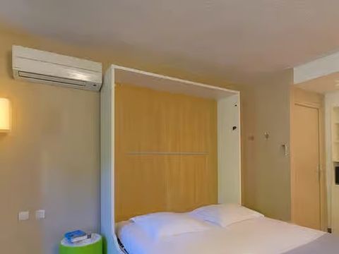 STUDIO 2 personnes - Essentiel Studio 2 personnes (*)