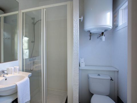 BUNGALOW 6 personnes - CLASSIQUE - 3P6Q