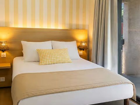 BUNGALOW 4 personnes - Classique Bung Duplex 2 chambres 4 personnes Terrasse Climat
