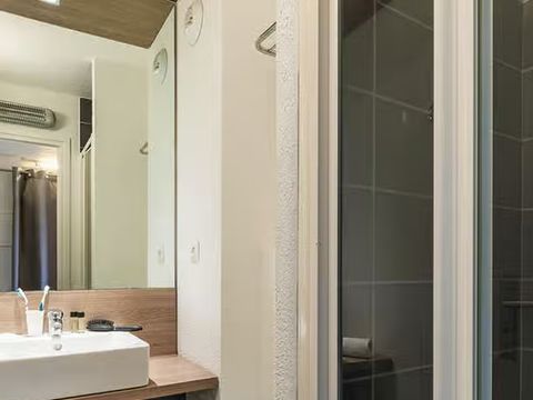 CHAMBRE 2 personnes - Essentiel Chambre 2 personnes Vue imprenable