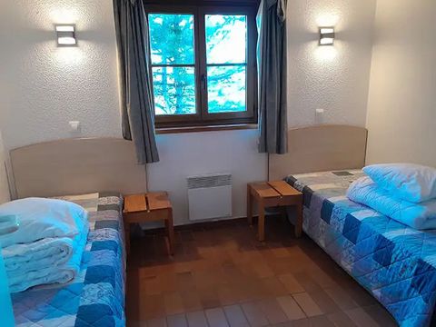 APPARTEMENT 5 personnes - "Duplex et terrasse" 2 Pièces 5 pers