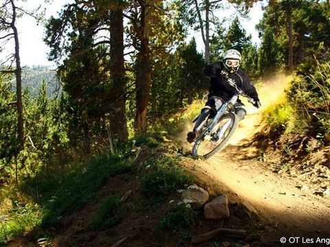 VVF Résidence Les Angles Pyrénées - Camping Pyrénées-Orientales - Image N°4