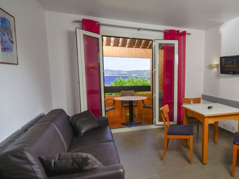 APPARTEMENT 6 personnes - "Terrasse" 2 pièces