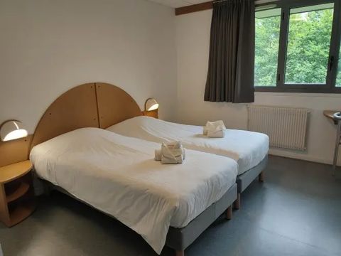 CHAMBRE 2 personnes - Chambre 12m² 1 Pièce (sans cuisine)  - Lit bébé impossible