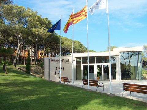 Aparthotel Ciutat de Palol - Camping Gérone
