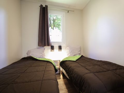 Lodge 4 personnes - Family 34,02 m² - 2 chambres - Terrasse - TV