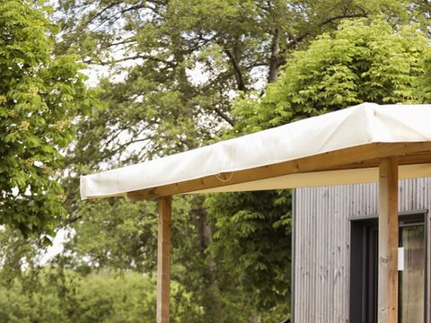 Lodge 4 personnes - Serenity 33,9 m² - 2 chambres - 2 salles de bain - Terrasse - TV