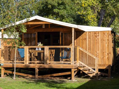 Tente en toile et en bois 4 personnes - Cosy Glamping - 2 chambres - 1 salle de bain