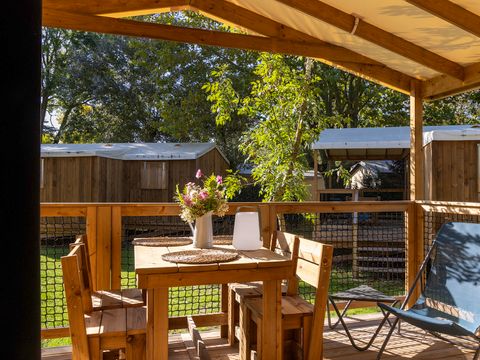 Tente en toile et en bois 4 personnes - Cosy Glamping - 2 chambres - 1 salle de bain