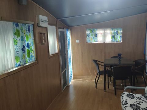 CARAVANE 4 personnes