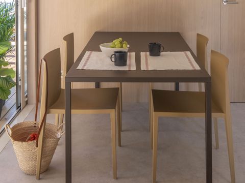 MOBILHOME 2 personnes - Mobil Home Family +