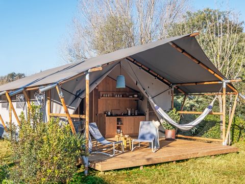 TENTE TOILE ET BOIS 2 personnes - LODGE FAMILY