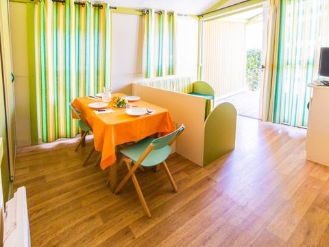 MOBILHOME 4 personnes - 2 chambres Girasole