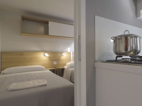 MOBILHOME 4 personnes - 2 chambres Orchidea