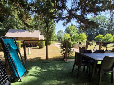 BUNGALOW TOILÉ 4 personnes - sans sanitaires
