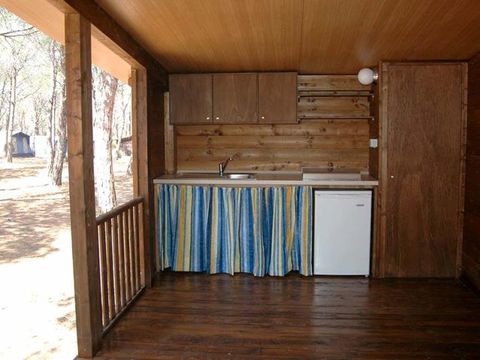BUNGALOW 4 personnes - en bois 2+2 Confort
