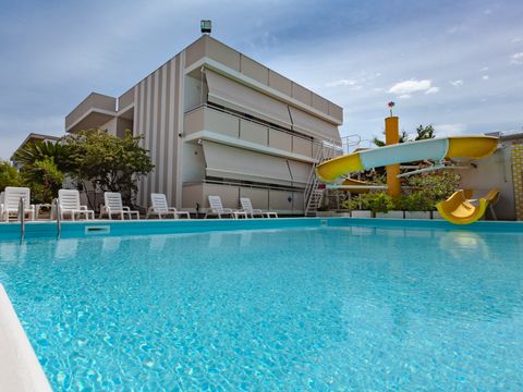 Holiday Club Residence - Camping Teramo - Image N°2
