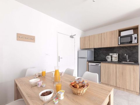 APPARTEMENT 4 personnes - 2 pièces 4 pers. Sans Balcon è 2 pièces 4 pers. Sans extérieur