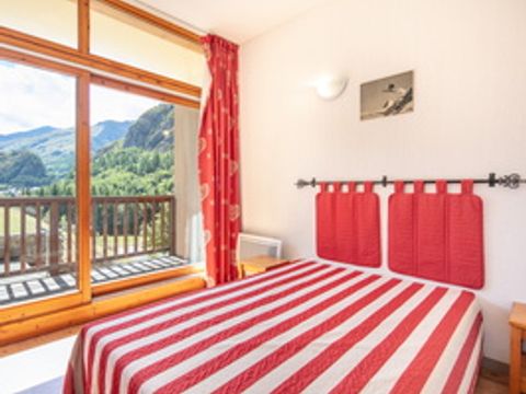 APPARTEMENT 8 personnes - Locatif 3 pièces cabine 8 personnes