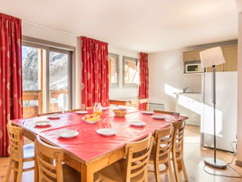 APPARTEMENT 10 personnes - Locatif 5 pièces 10 personnes