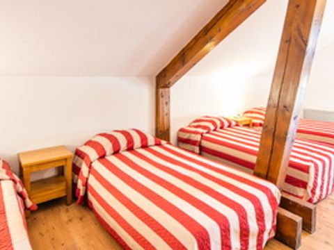 APPARTEMENT 10 personnes - Locatif 5 pièces 10 personnes